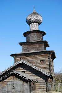 Артем Фролов
