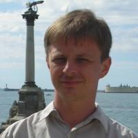 Олег Лавров 