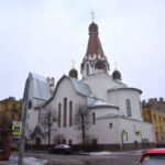 Храм свт. Петра, митрополита Московского, на Роменской улице