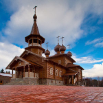 Храм Царственных мучеников
