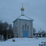 Часовня на кладбище в Карачурах