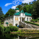 Рождества Богородицы в урочище 'Церковщина' мужской монастырь (г. Киев)
