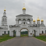 Храм митр. Алексия Московского д. Исаково (храмовый комплекс)