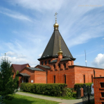 Храм свт. Иннокентия Московского в Ракитках