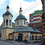 Храм Сергия Радонежского в Крапивниках. Патриаршее подворье