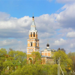 Храм Троицы Живоначальной в Ознобишине г. Москвы