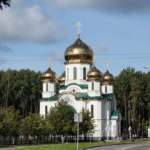 Храм в честь Воздвижения Честнаго и Животворящего Креста Господня в Приморском районе