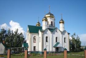 Храм Воскресения Христова в Ундорах
