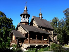 Храм Иоанна Кронштадтского в пос. Колтуши